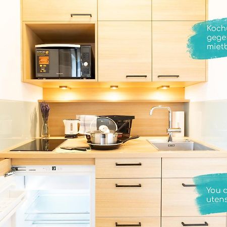 Henrys Sleeping Am Augsburger Eiskanal Ngoại thất bức ảnh